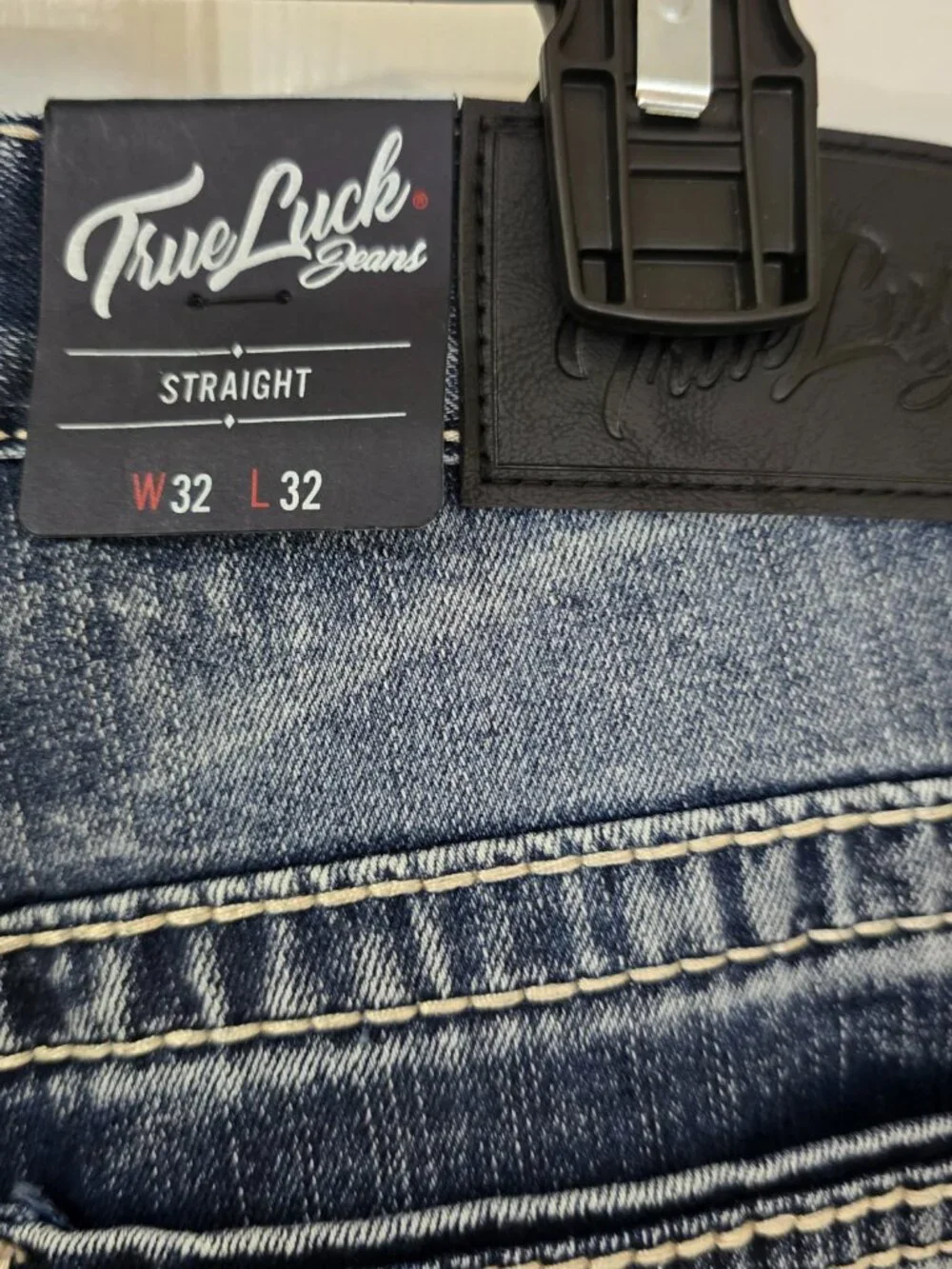 True‎ Luck Men's Classic Stretch Straight Jeans Sz 32x32 Embroidered Pocket NWT